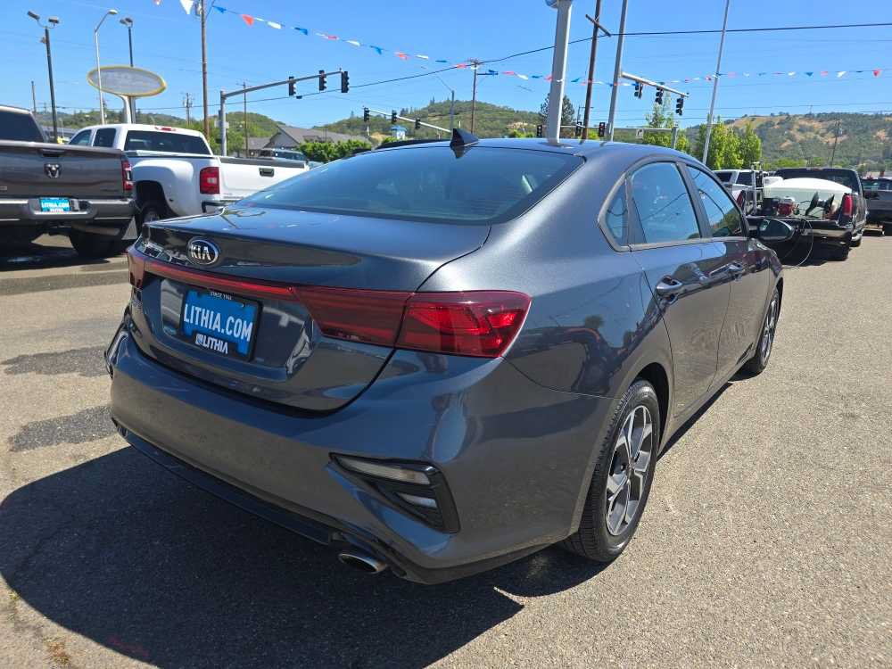 Used 2019 Kia Forte LXS FWD image 5