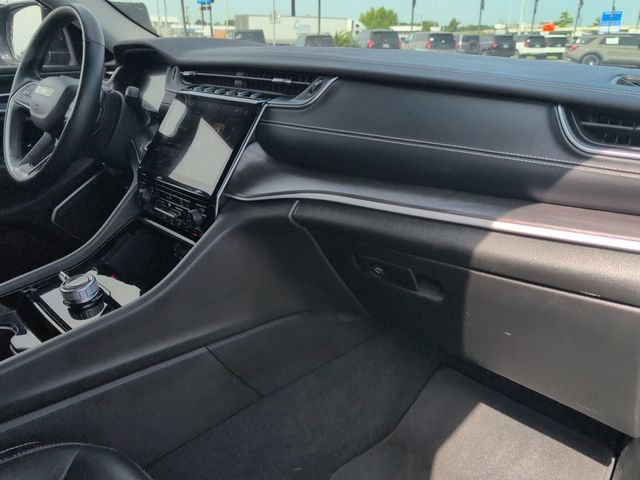 Used 2022 Jeep Grand Cherokee L Limited AWD/4WD image 19