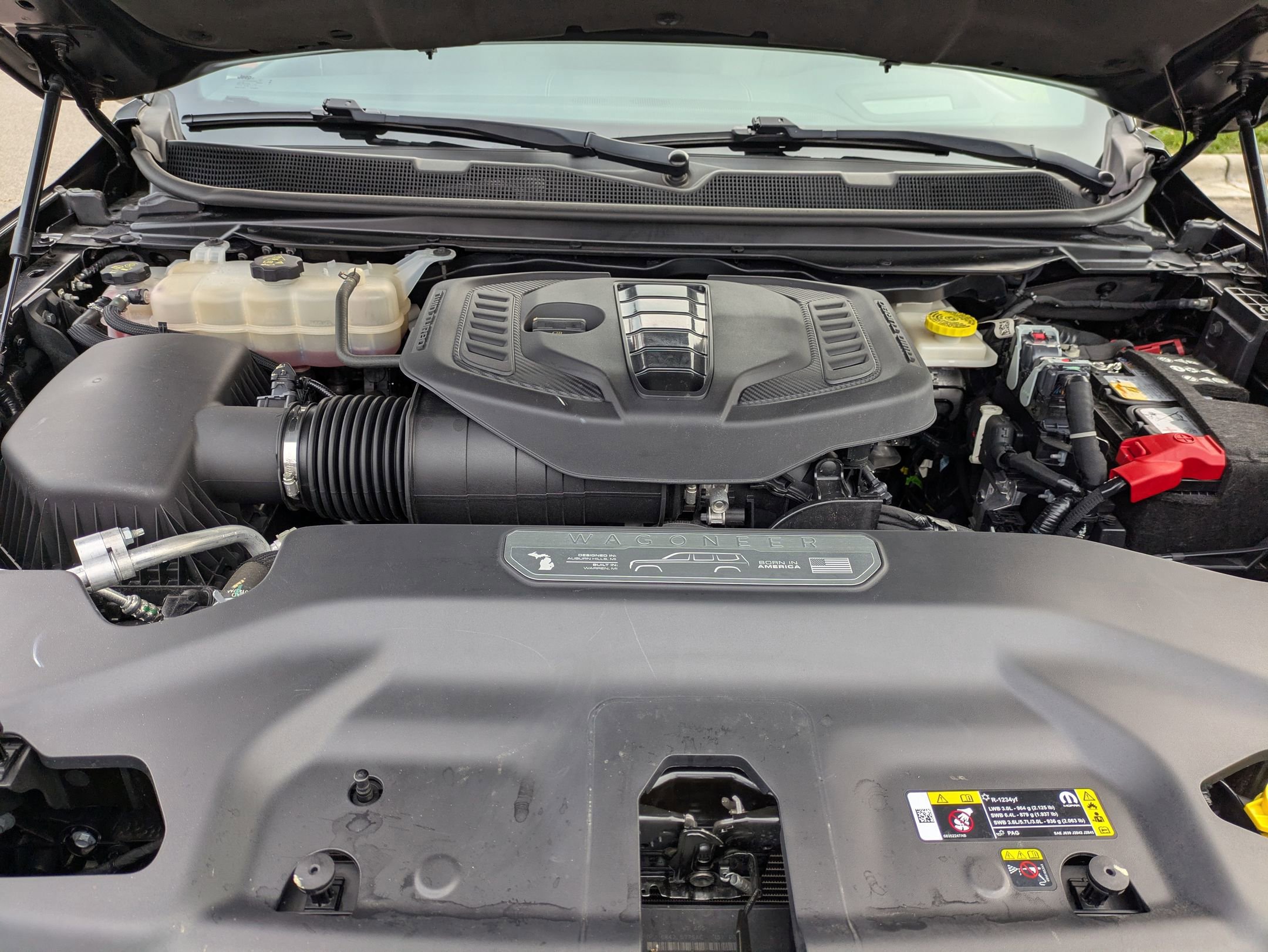 Used 2024 Jeep Wagoneer Series III w/ Premium Group I image 41