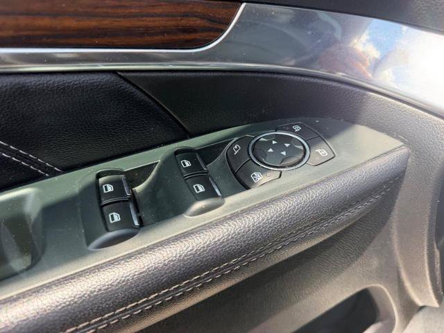 Certified 2018 Ford Explorer Limited w/ Equipment Group 301A FWD image 22