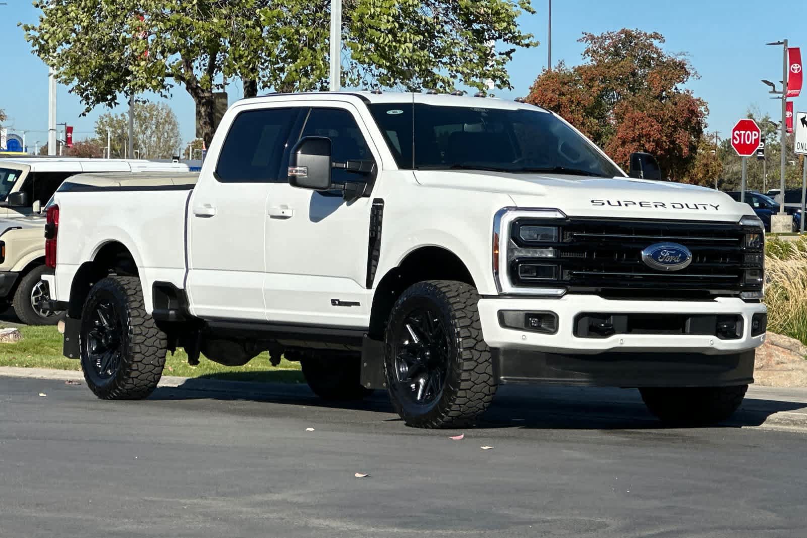 Certified 2026 Ford F350 Platinum w/ FX4 Off-Road Package AWD/4WD image 9