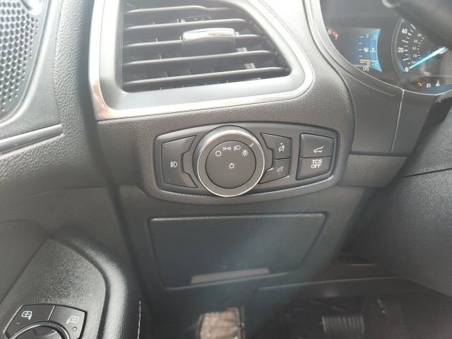 Certified 2022 Ford Edge Titanium AWD/4WD image 19