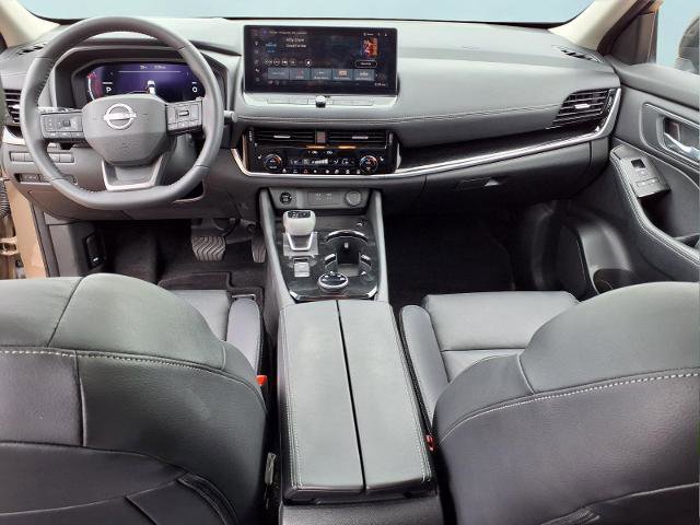 Used 2025 Nissan Rogue SL w/ Tech Package AWD/4WD image 14