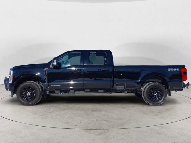 Certified 2025 Ford F350 Lariat w/ Black Appearance Package AWD/4WD image 2