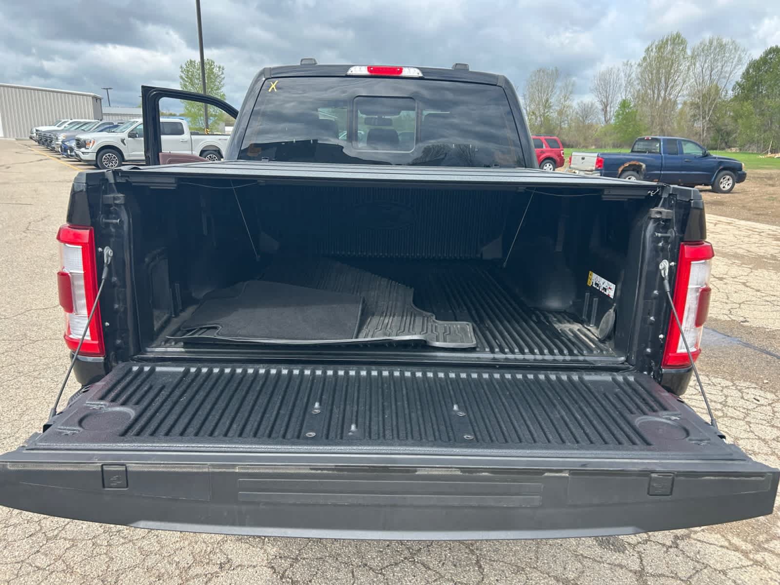 Certified 2023 Ford F150 Lariat w/ Equipment Group 502A High AWD/4WD image 19