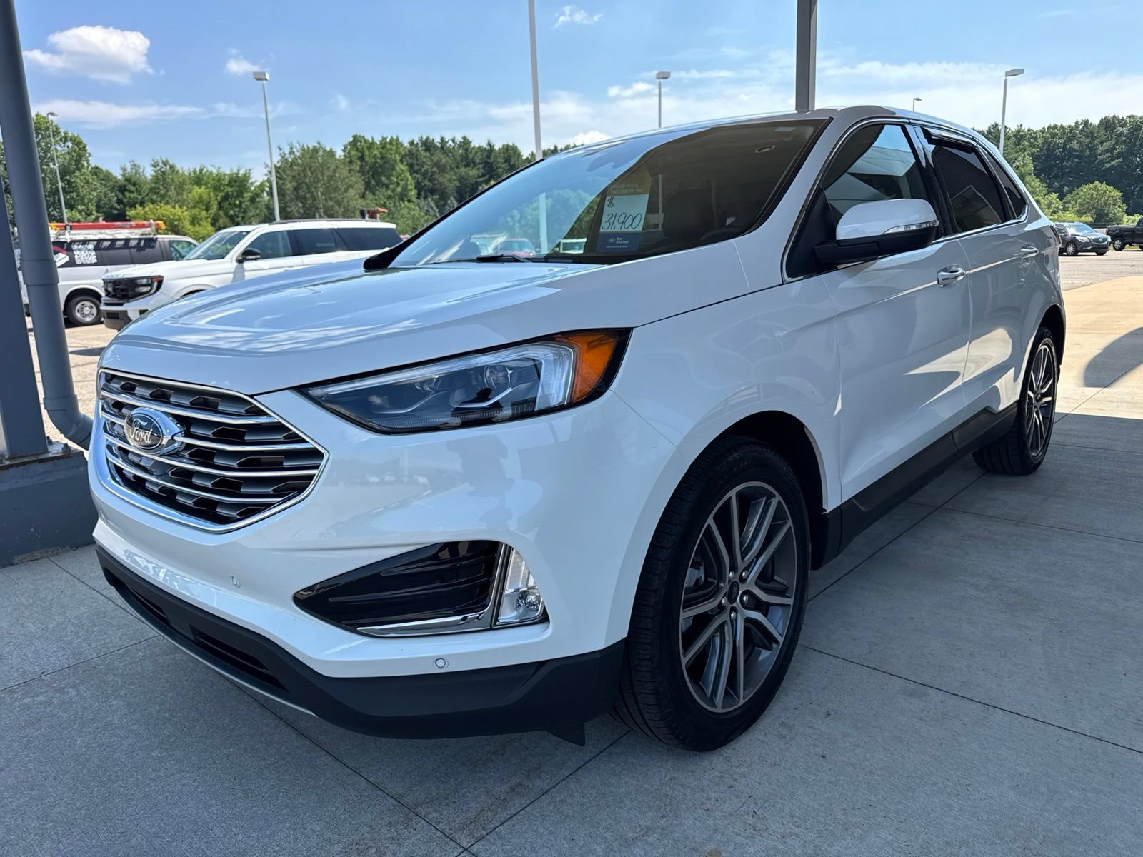 Certified 2024 Ford Edge Titanium w/ Equipment Group 301A AWD/4WD image 3