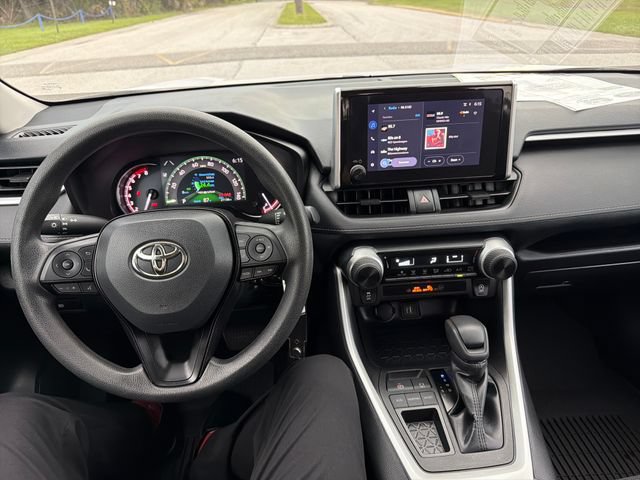 Used 2025 Toyota RAV4 LE FWD image 15
