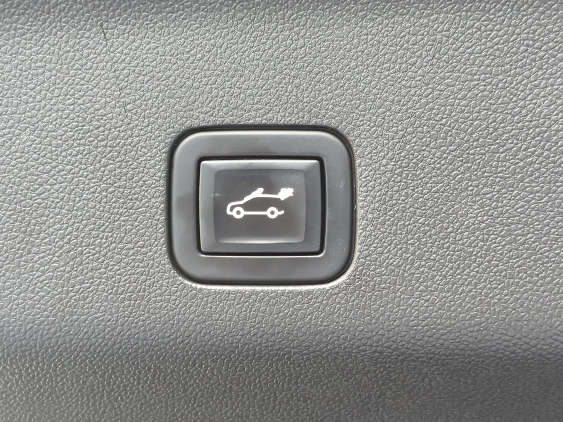 Used 2021 Chevrolet Suburban LT RWD image 47