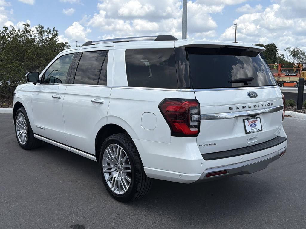 Certified 2024 Ford Expedition Platinum RWD image 6
