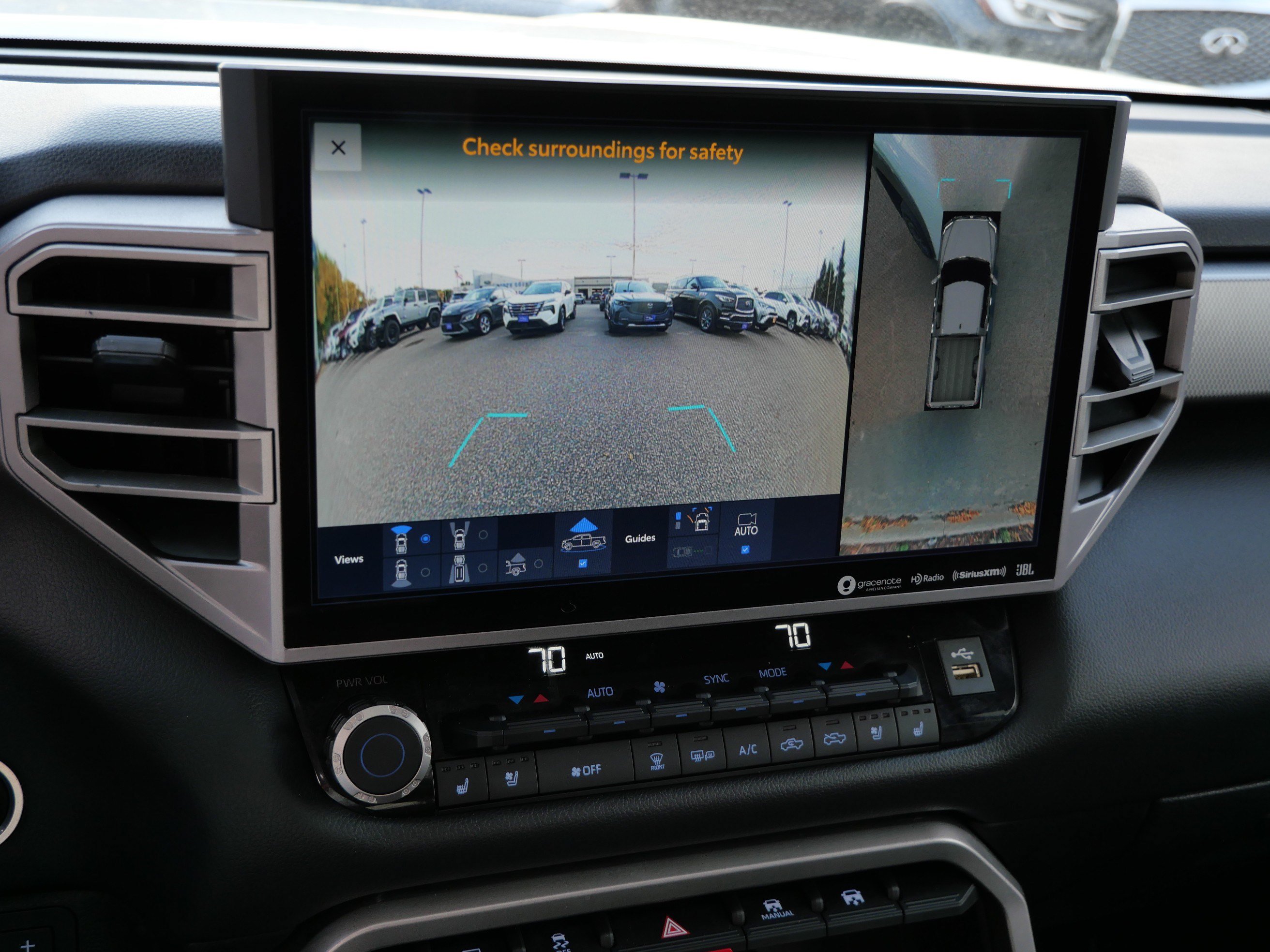 Used 2022 Toyota Tundra Limited AWD/4WD image 34