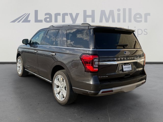 Certified 2024 Ford Expedition Platinum AWD/4WD image 3
