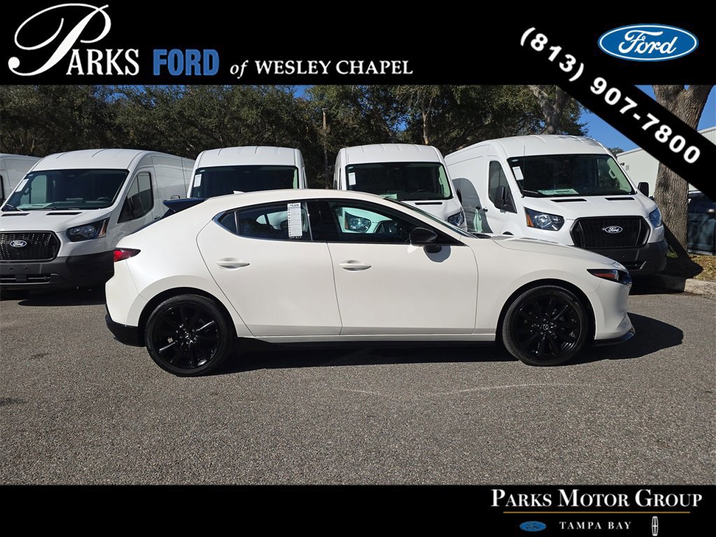 Used 2024 MAZDA MAZDA3 Hatchback w/ Appearance Package image 2