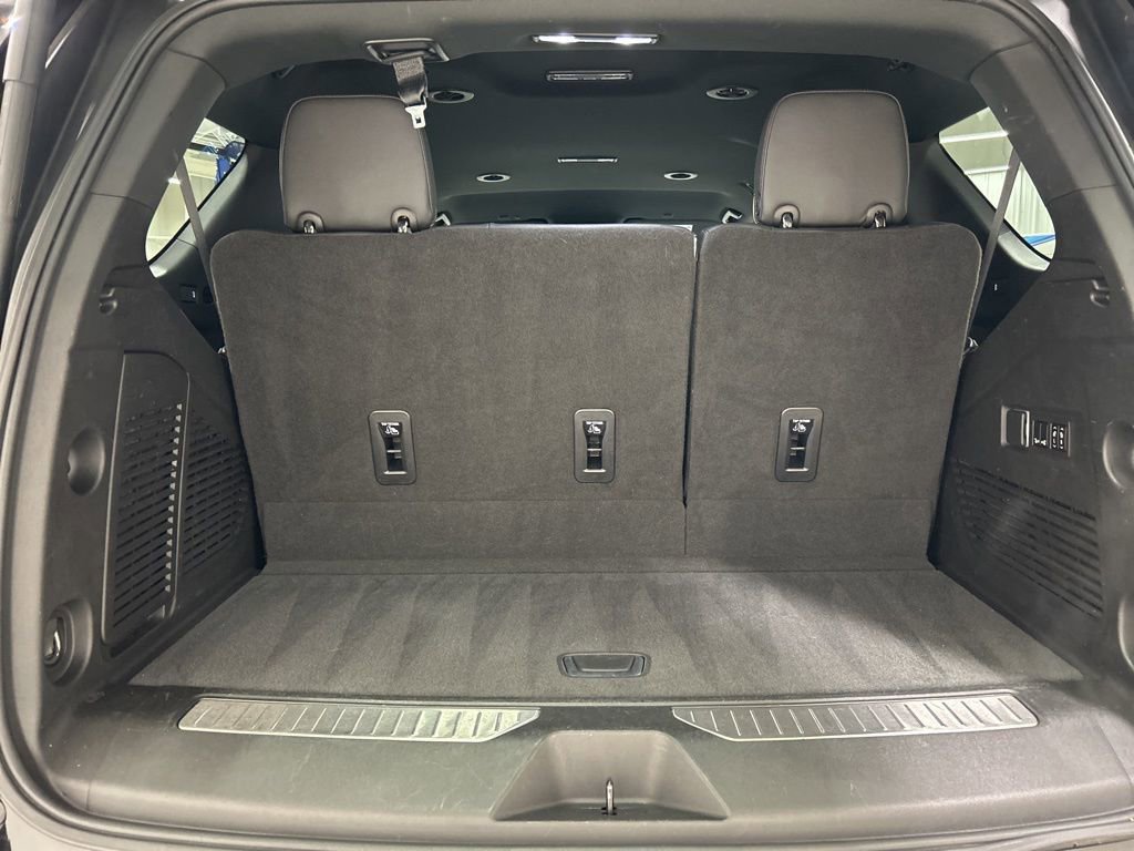 Used 2023 Chevrolet Tahoe Premier image 31