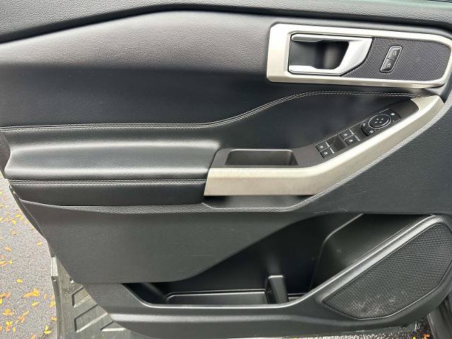 Certified 2023 Ford Explorer XLT AWD/4WD image 8