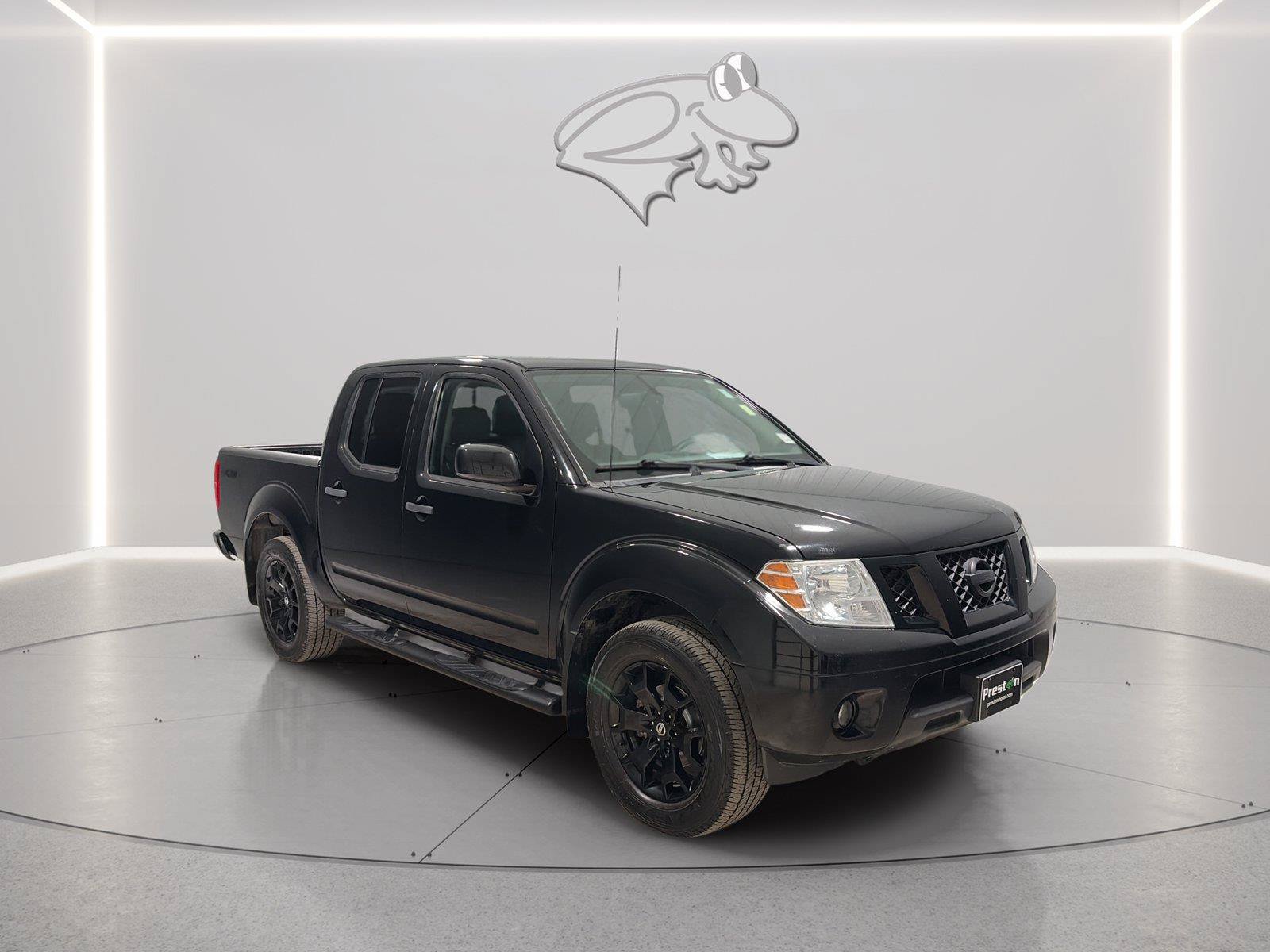 Used 2021 Nissan Frontier SV w/ Midnight Edition Floor Mats AWD/4WD image 7