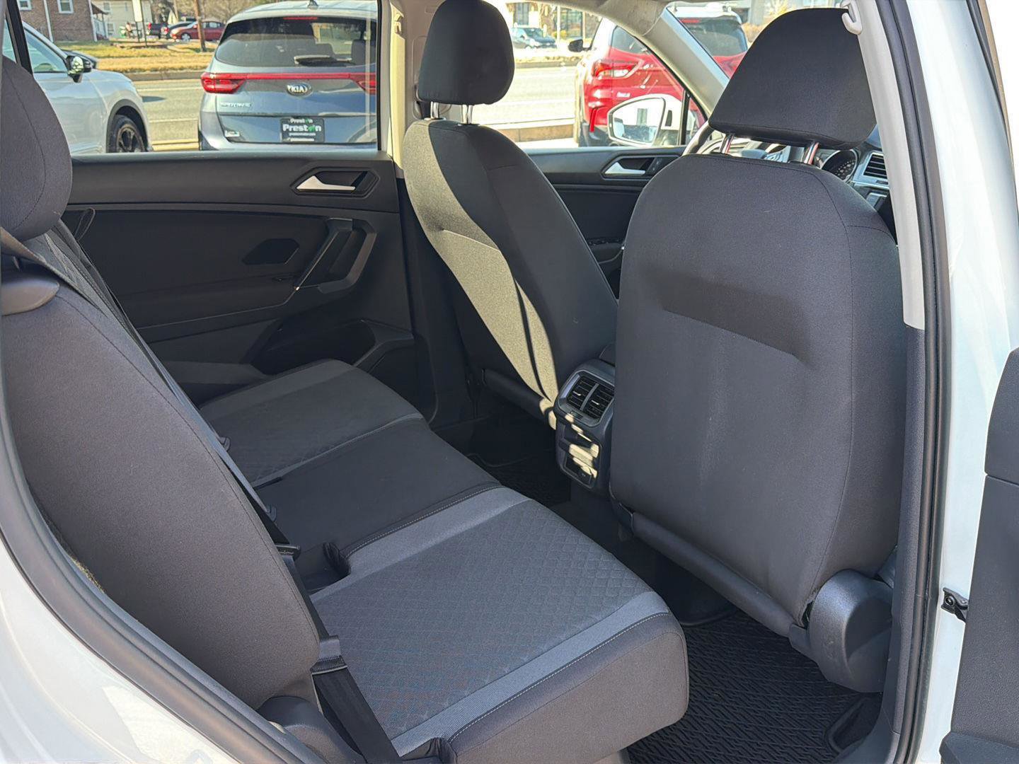 Used 2020 Volkswagen Tiguan S image 13