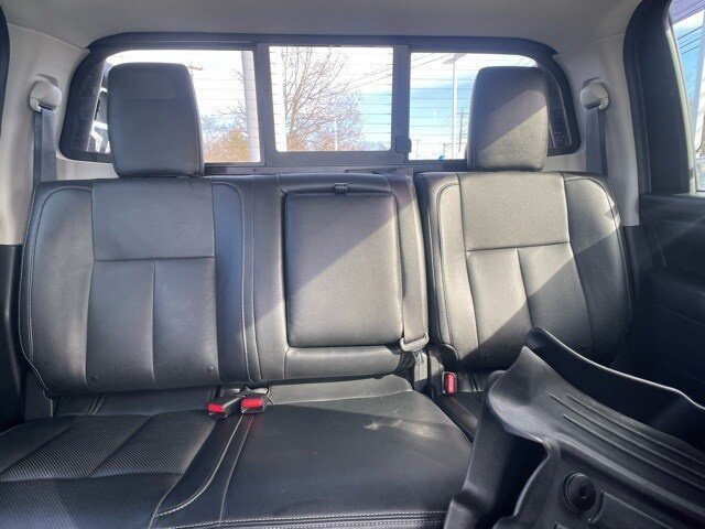 Used 2021 Nissan Titan SV w/ SV Convenience Package AWD/4WD image 32