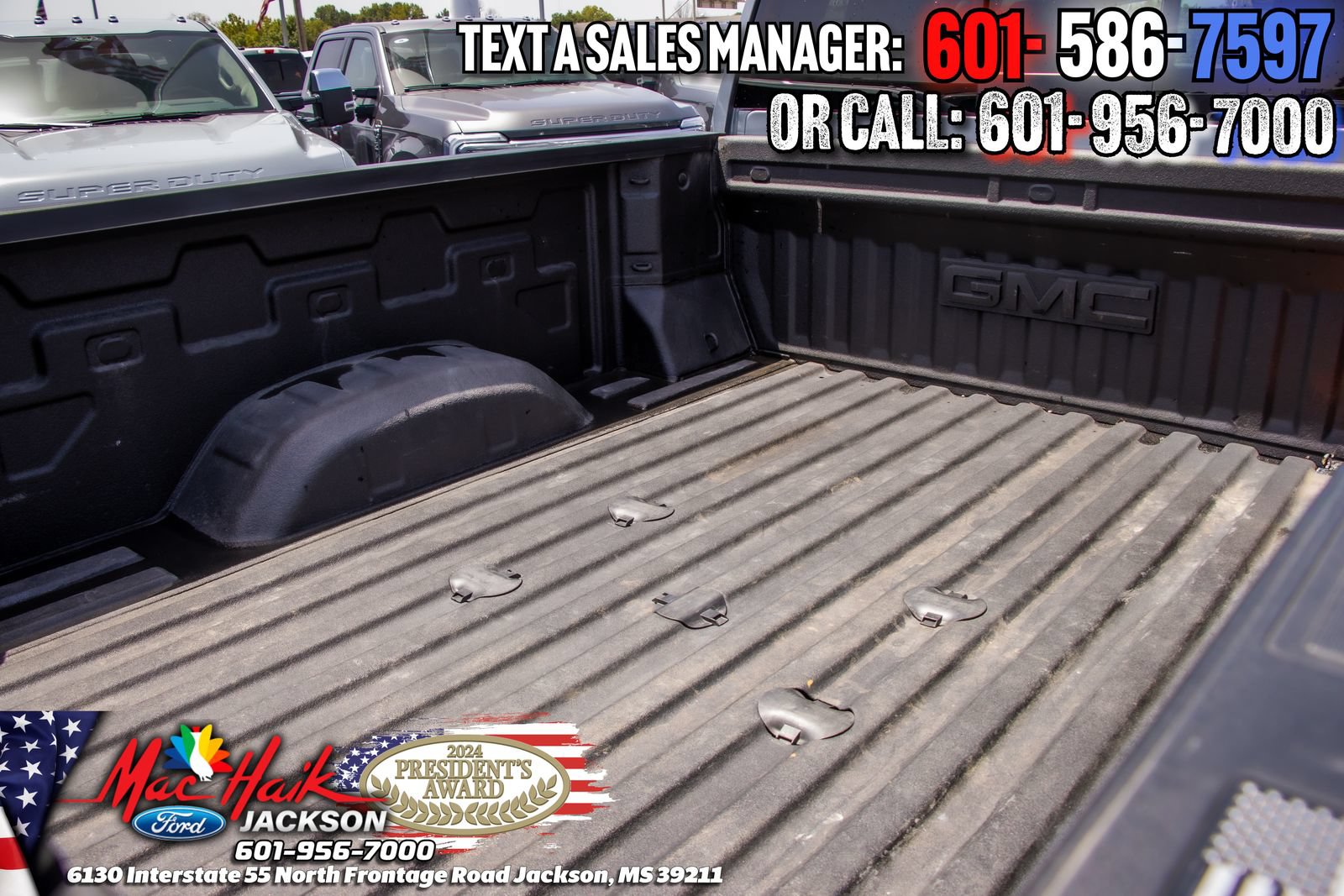 Used 2025 GMC Sierra 2500 AT4 w/ AT4 Premium Plus Package AWD/4WD image 7