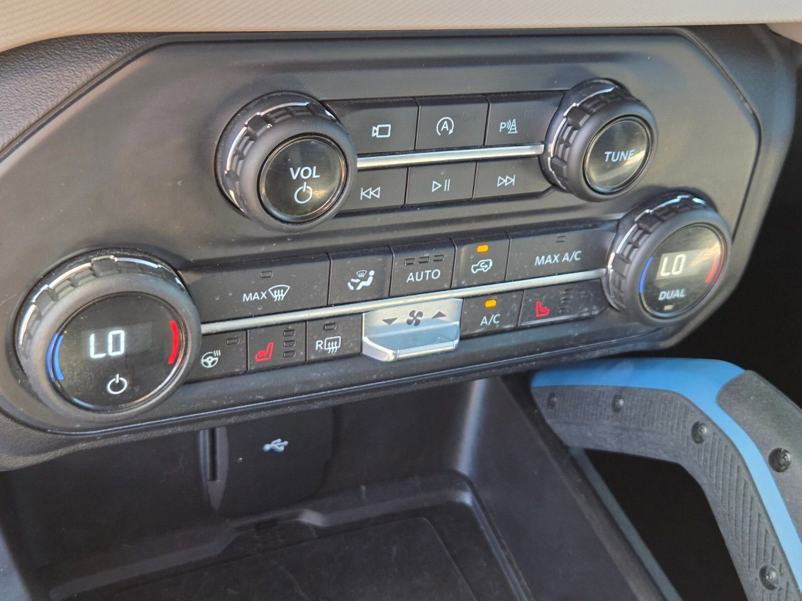 Certified 2021 Ford Bronco Wildtrak AWD/4WD image 22