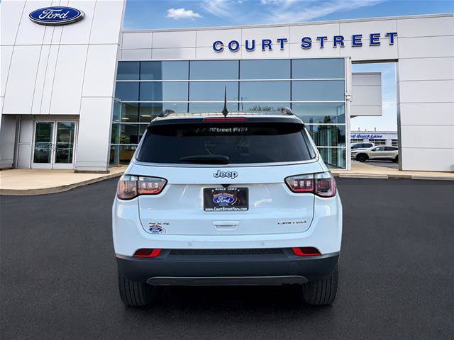 Used 2024 Jeep Compass Limited AWD/4WD image 6