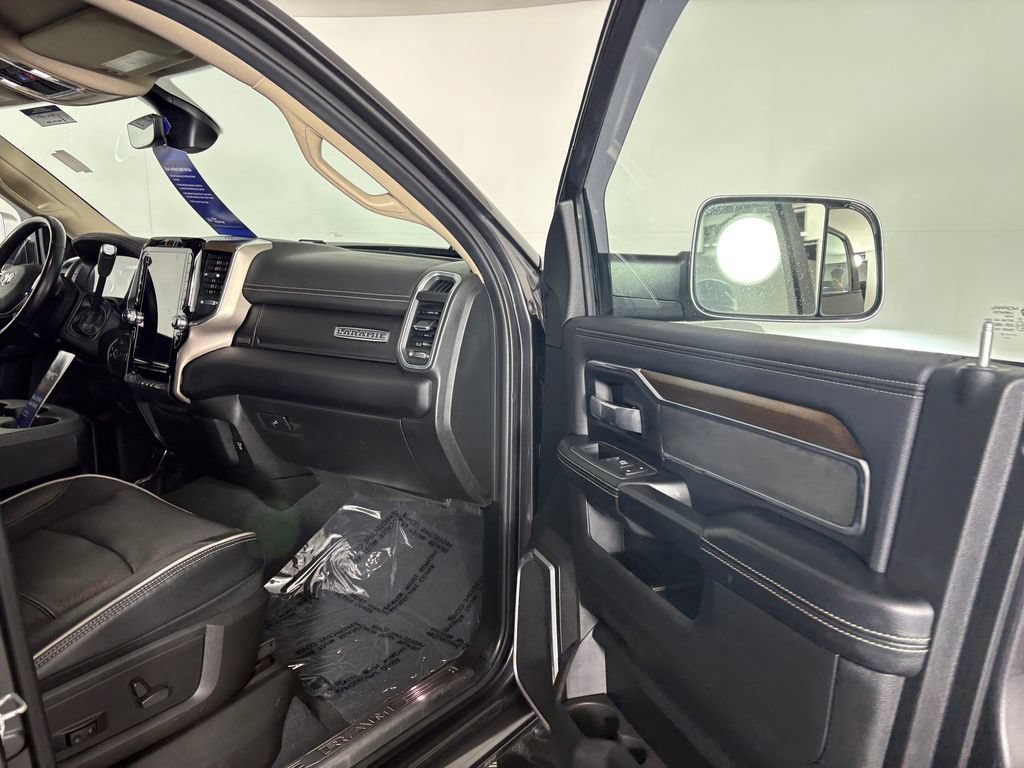 Used 2022 RAM 2500 Laramie AWD/4WD image 33
