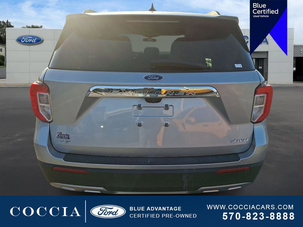 Certified 2022 Ford Explorer XLT w/ Equipment Group 202A AWD/4WD image 4