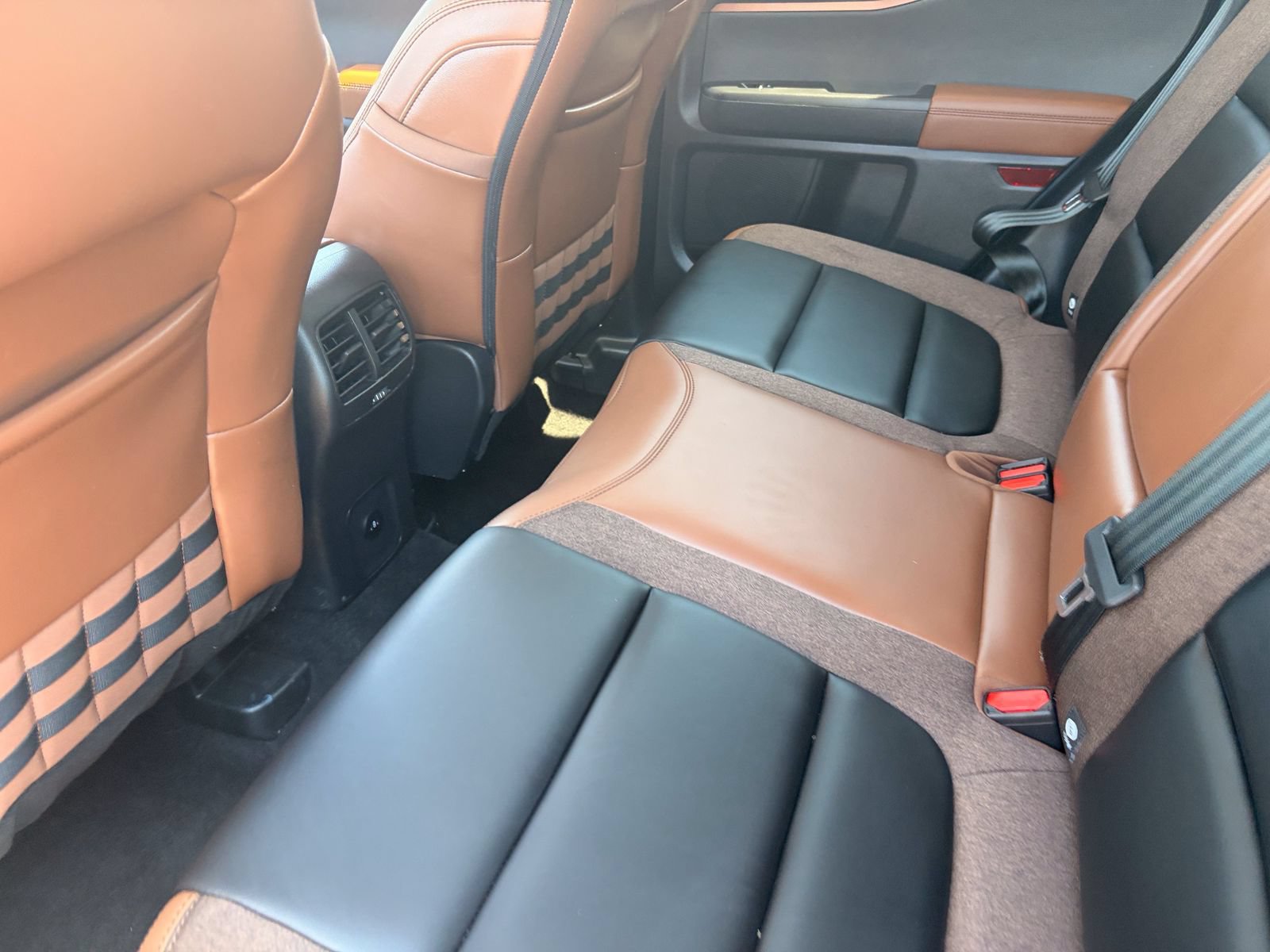 Certified 2025 Ford Bronco Sport Outer Banks AWD/4WD image 13