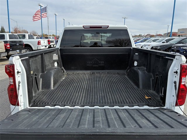 Used 2021 Chevrolet Silverado 1500 LT image 15