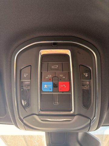 Used 2022 Jeep Grand Cherokee L Laredo RWD image 19