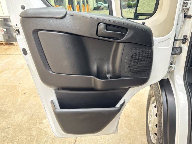 Used 2020 RAM ProMaster 2500 w/ Interior Convenience Group FWD image 12