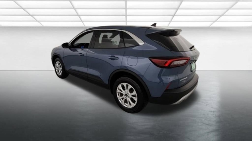 Certified 2023 Ford Escape Active image 7
