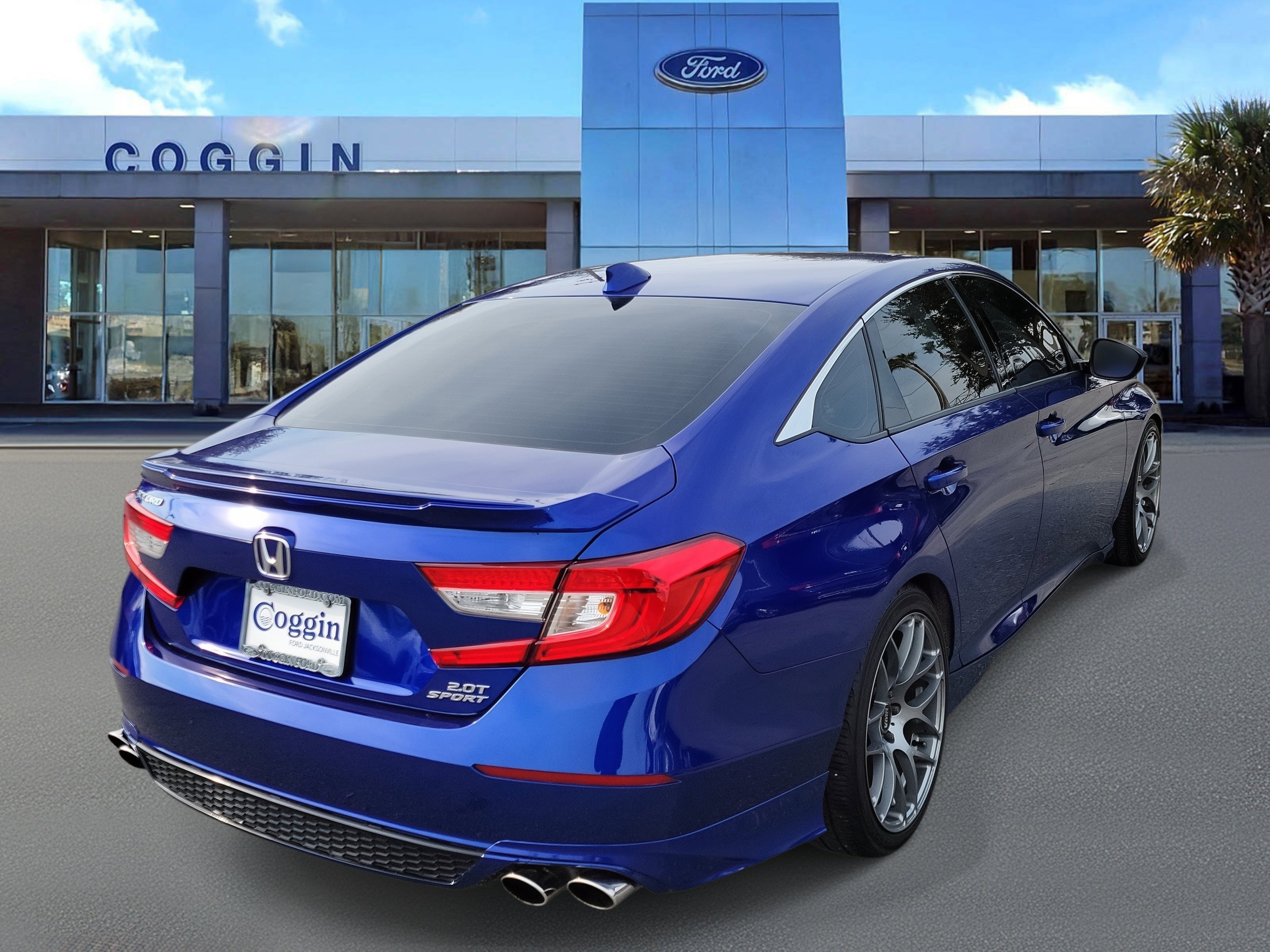 Used 2019 Honda Accord Sport image 3