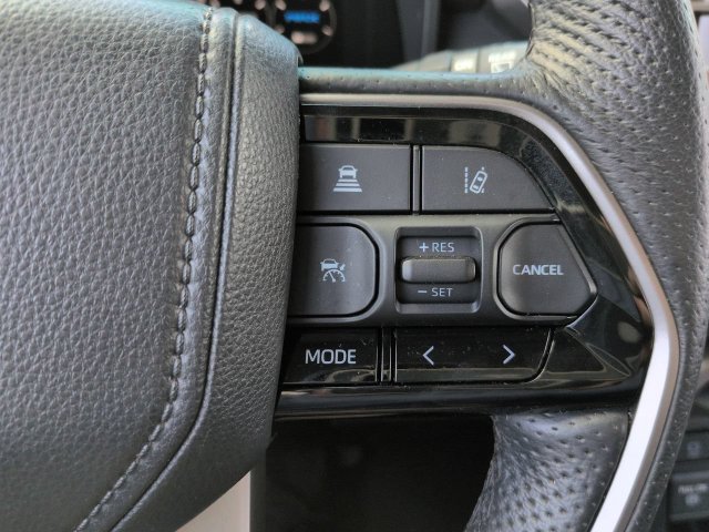 Used 2023 Toyota Sequoia Limited AWD/4WD image 28