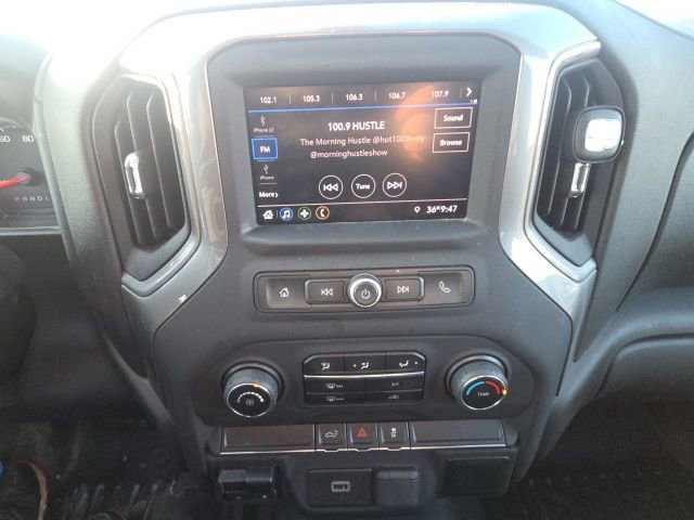 Used 2020 Chevrolet Silverado 1500 Custom w/ Custom Value Package image 26