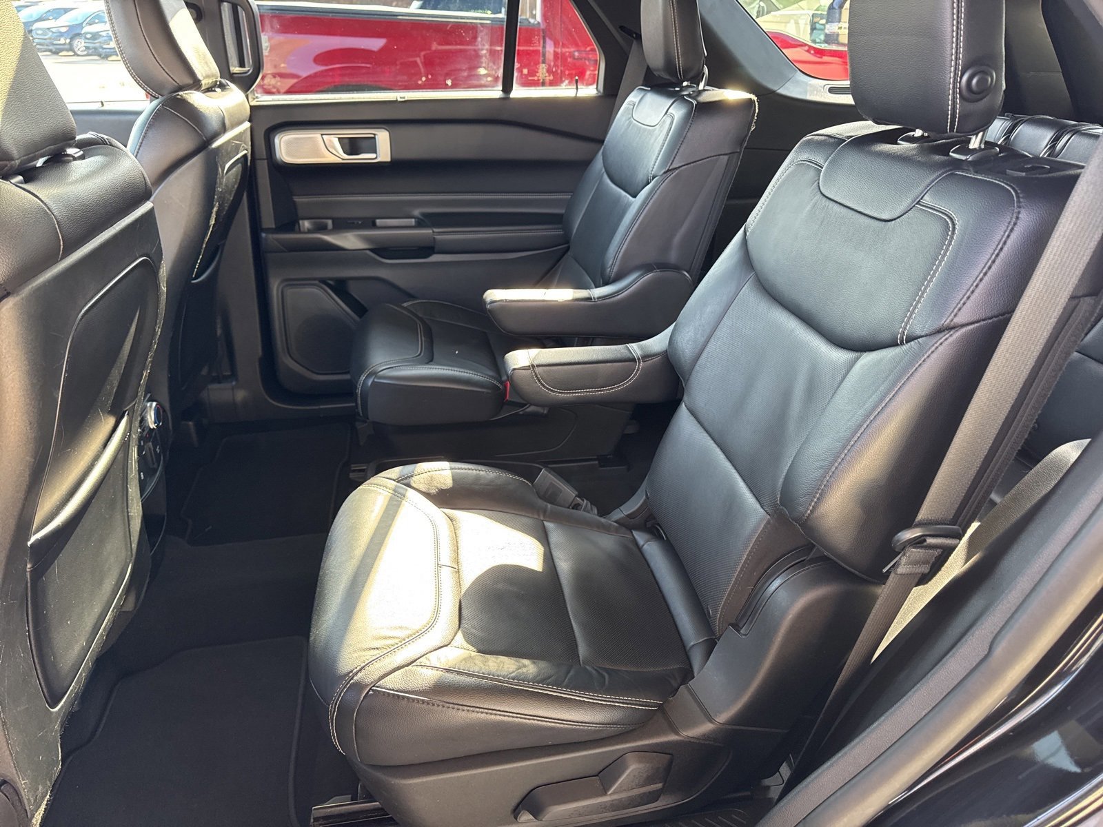 Certified 2020 Ford Explorer ST w/ Premium Technology Package image 38