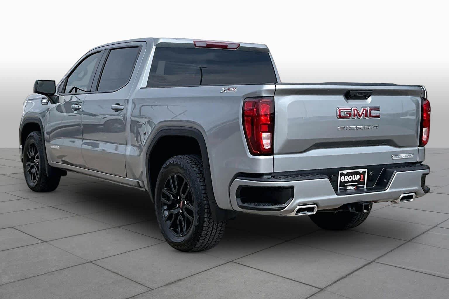 Used 2025 GMC Sierra 1500 Elevation w/ X31 Off-Road Package AWD/4WD image 11