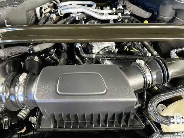 Certified 2025 Ford Explorer ST AWD/4WD image 9