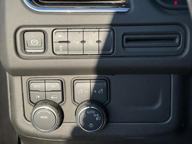 Used 2024 Chevrolet Tahoe LT image 24