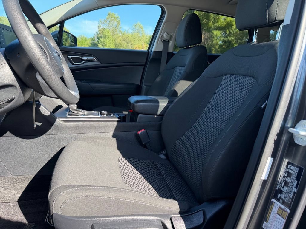 Used 2023 Kia Sportage LX AWD/4WD image 15