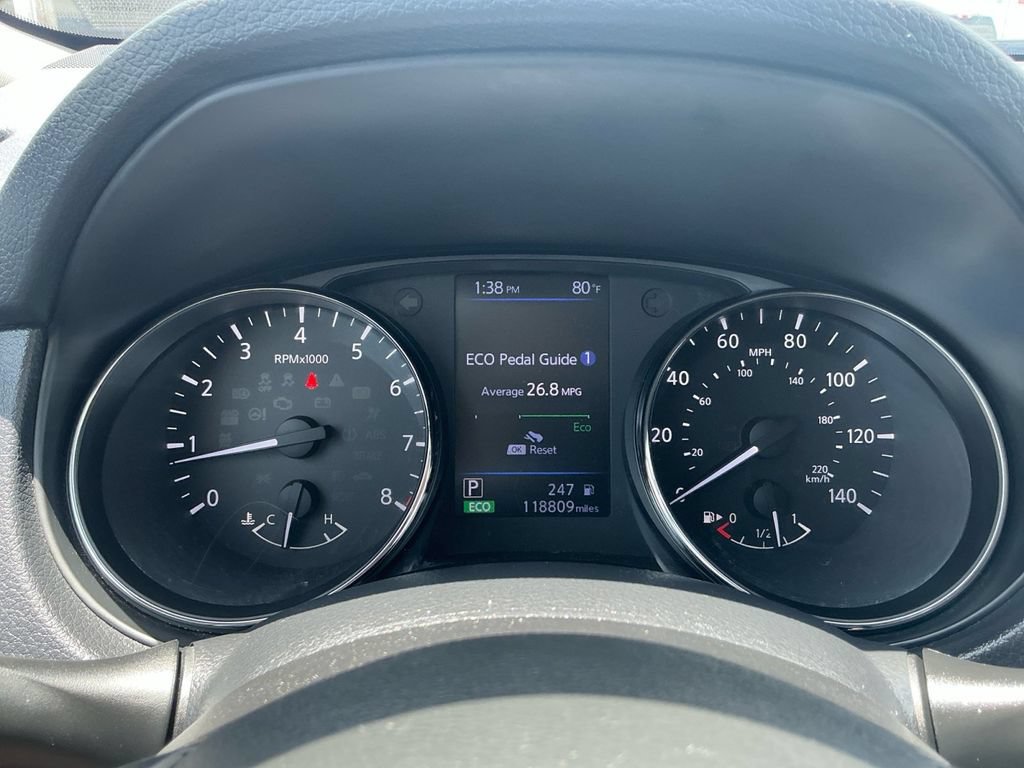 Used 2018 Nissan Rogue SV FWD image 19