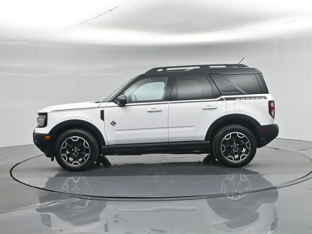 Certified 2025 Ford Bronco Sport Outer Banks w/ Outer Banks Tech Package+ AWD/4WD image 32