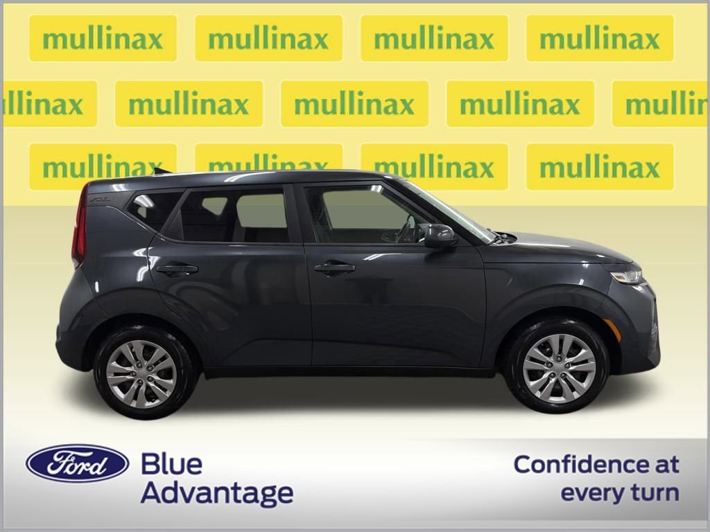 Used 2020 Kia Soul LX image 6