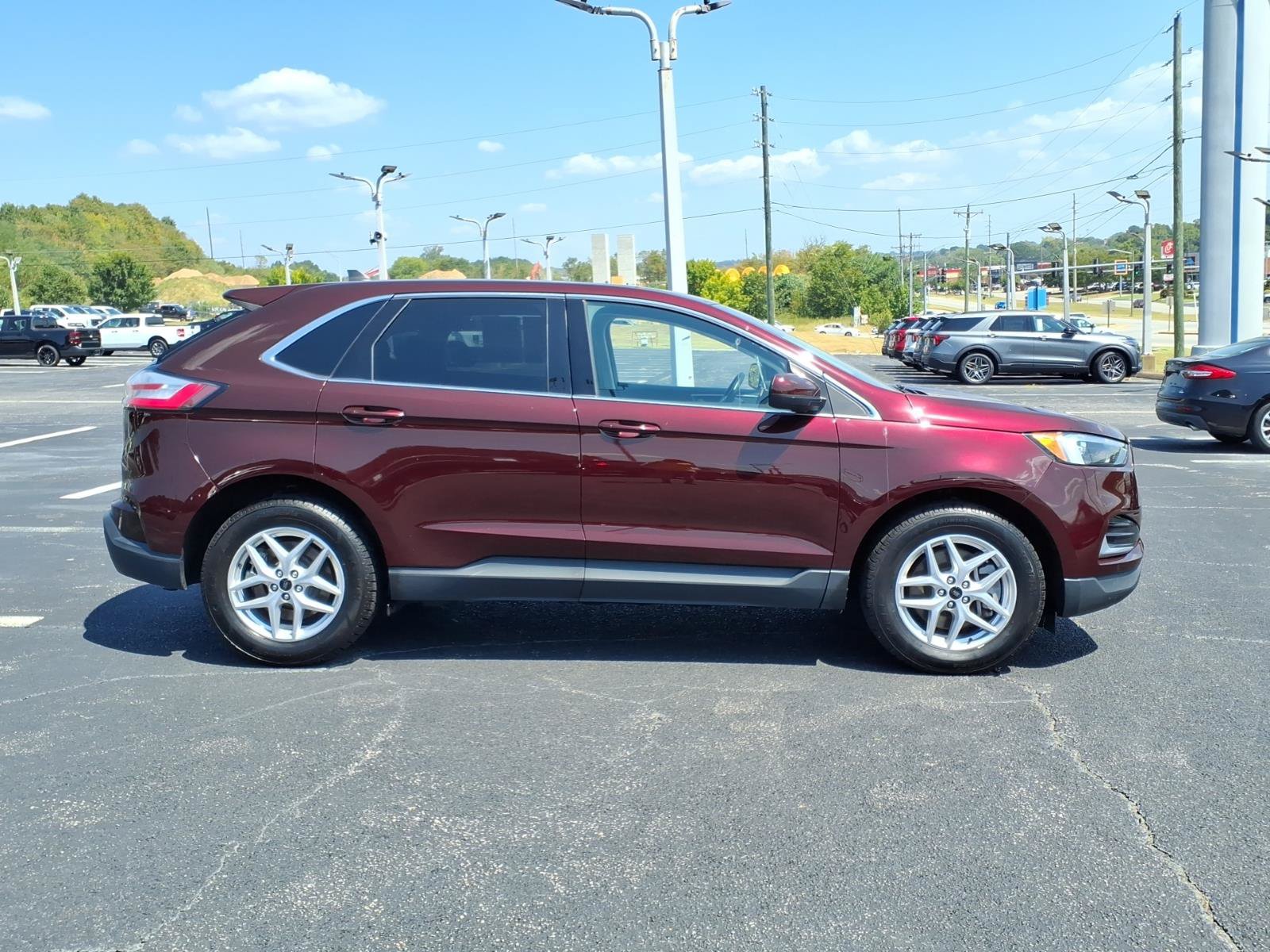 Certified 2024 Ford Edge SEL AWD/4WD image 9