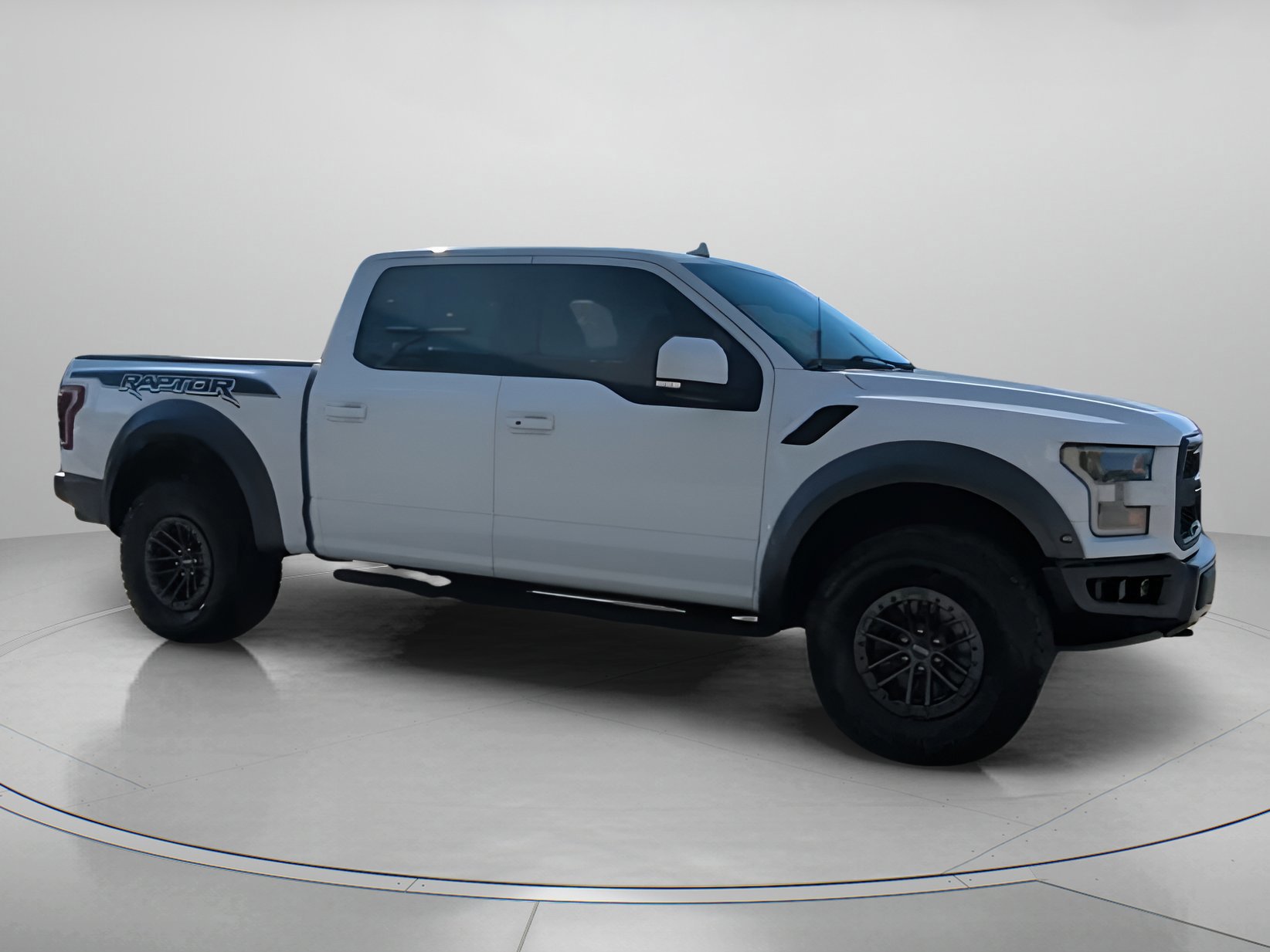 Certified 2019 Ford F150 Raptor w/ Equipment Group 802A Luxury image 30