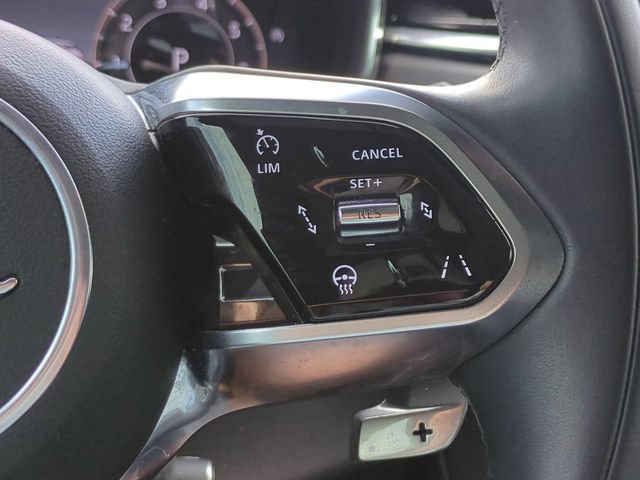 Used 2024 Jaguar F-PACE R-Dynamic S AWD/4WD image 27
