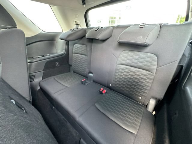 Used 2024 Nissan Pathfinder SV FWD image 21
