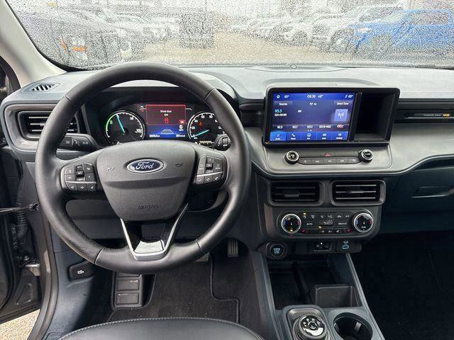 Certified 2024 Ford Maverick Lariat w/ Black Appearance Package image 11