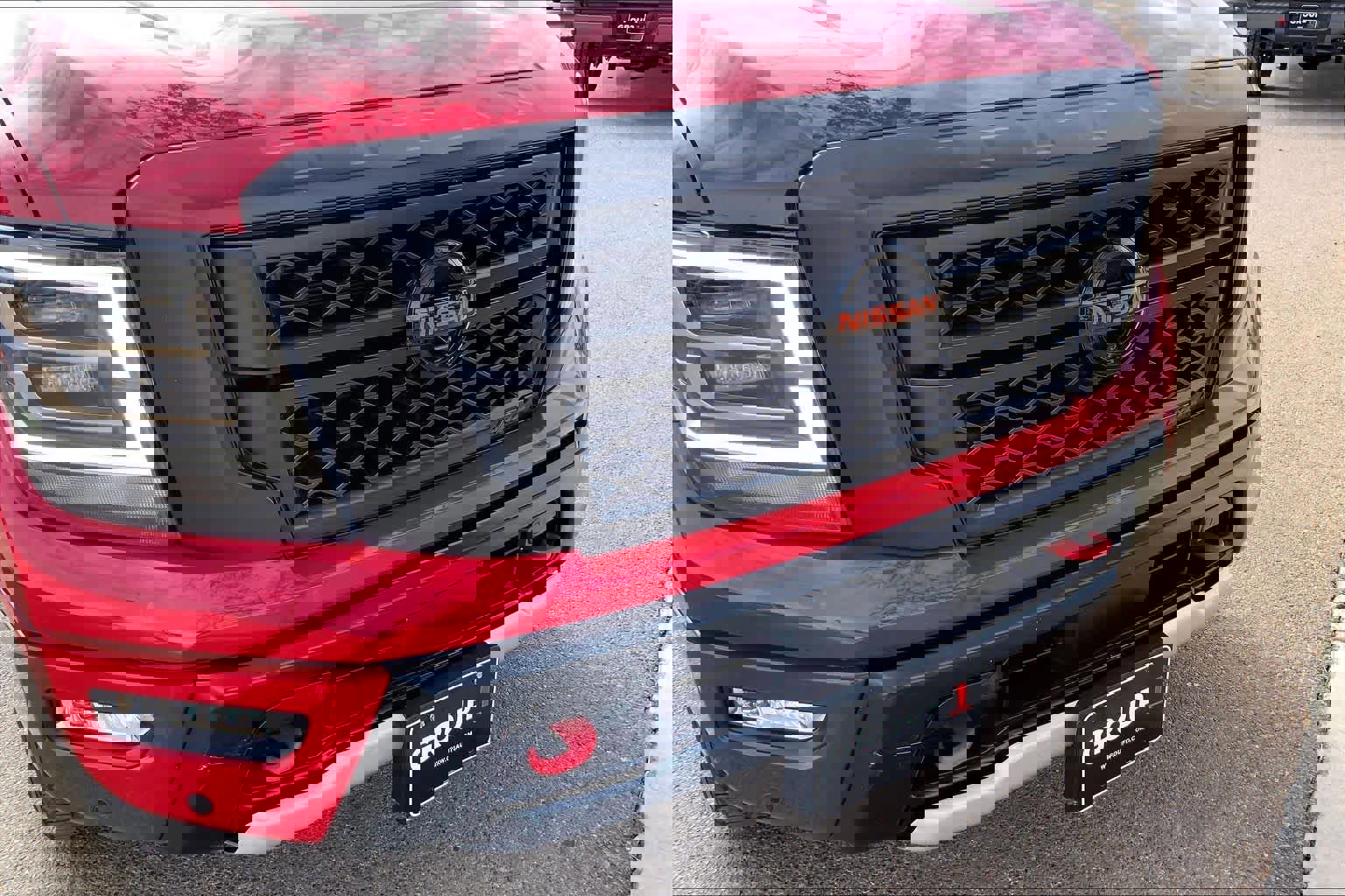 Used 2022 Nissan Titan PRO-4X w/ Pro-4x Convenience Package image 30