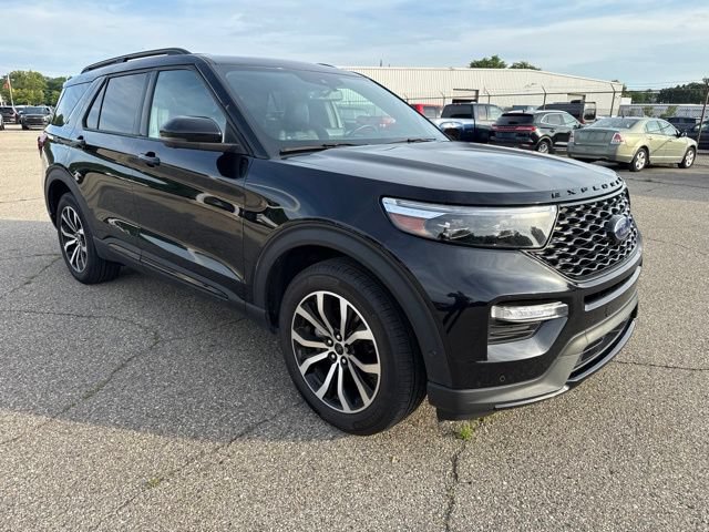 Certified 2020 Ford Explorer ST w/ Premium Technology Package AWD/4WD image 11