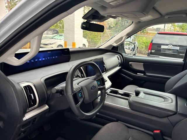 Certified 2025 Ford Expedition Active RWD image 69